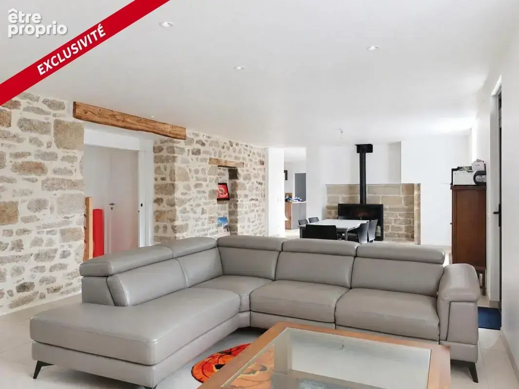 Corps de ferme, maison 220m², 6 pièces - photo 10