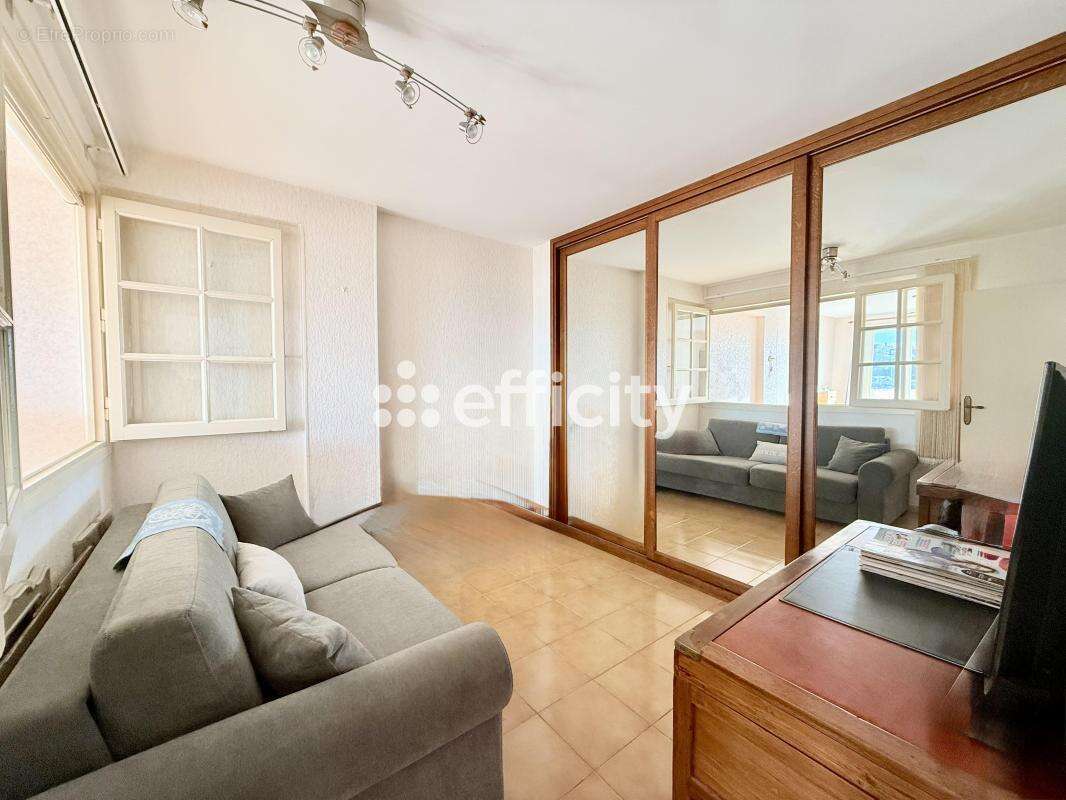 Appartement à MENTON
