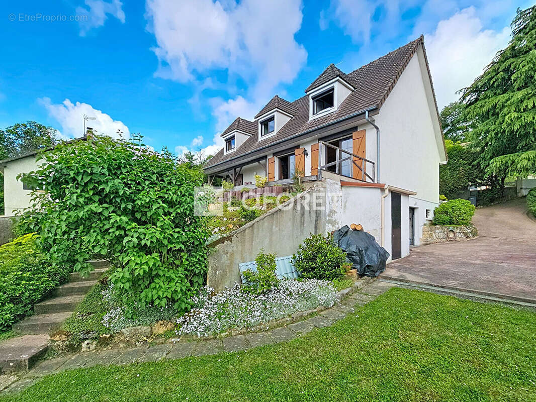 Maison à LINAS