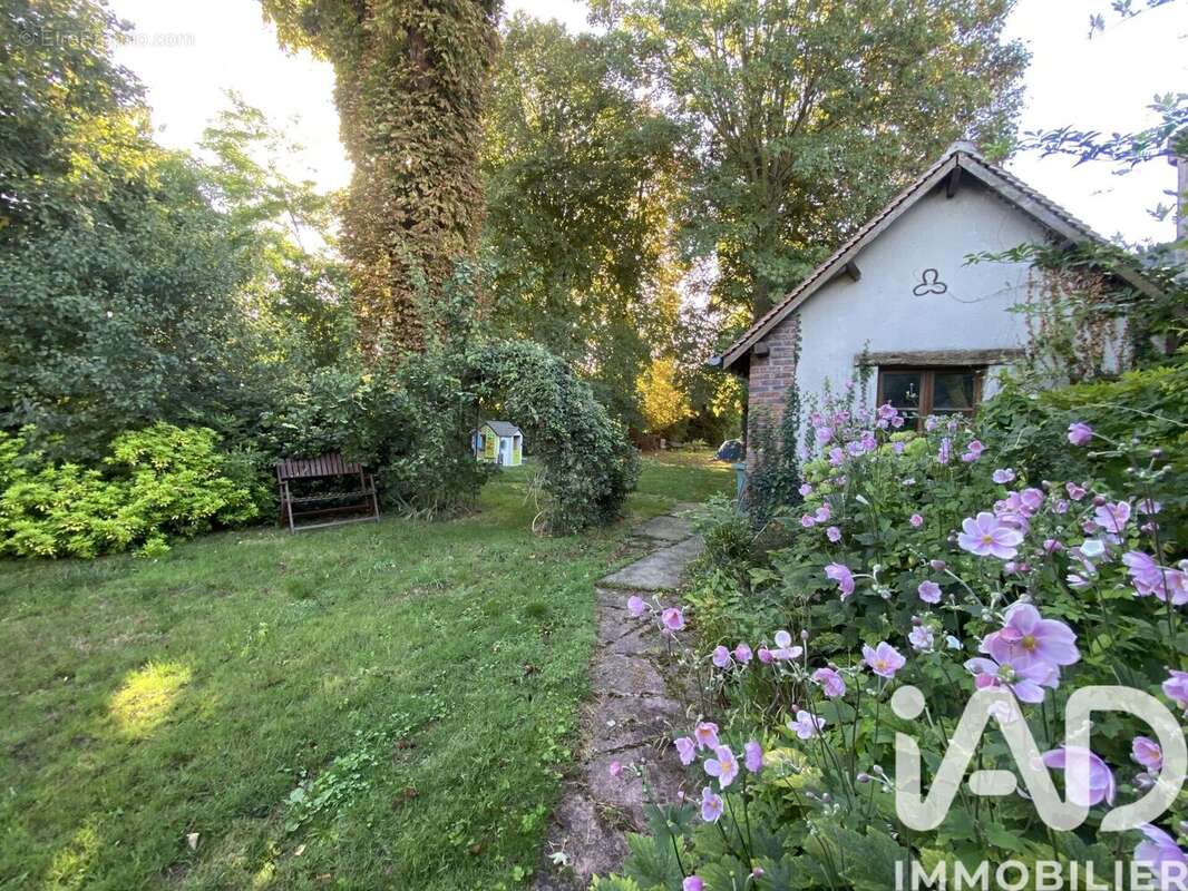 Photo 5 - Maison à SAINT-FARGEAU-PONTHIERRY