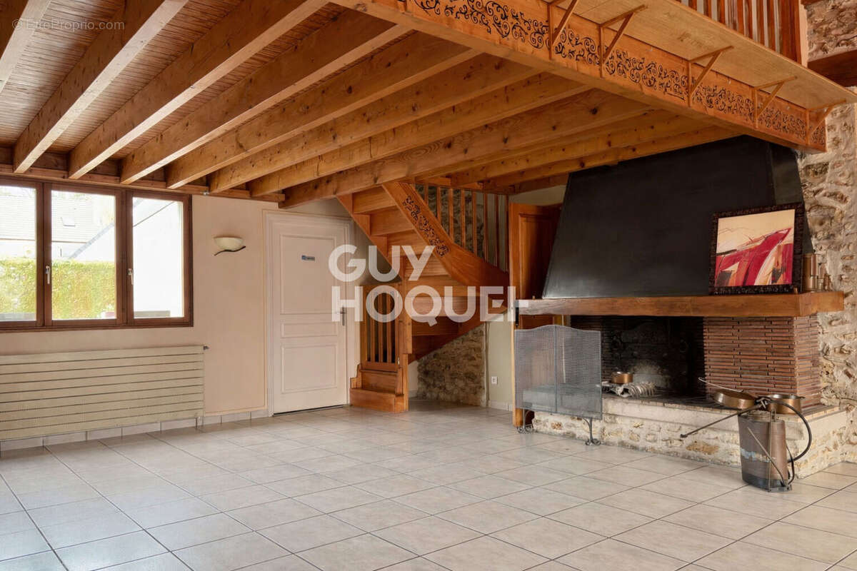 Maison à CHARTRETTES