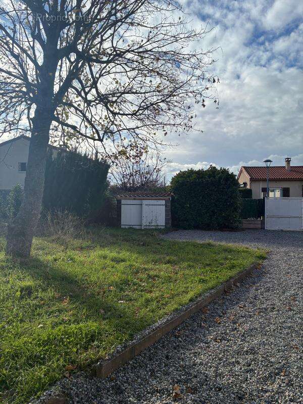 Maison à CASTELGINEST