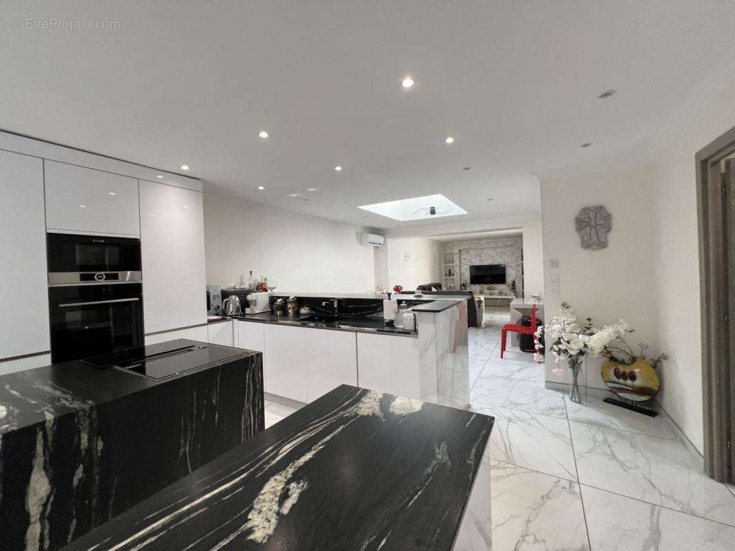 Maison à MARSEILLE-13E