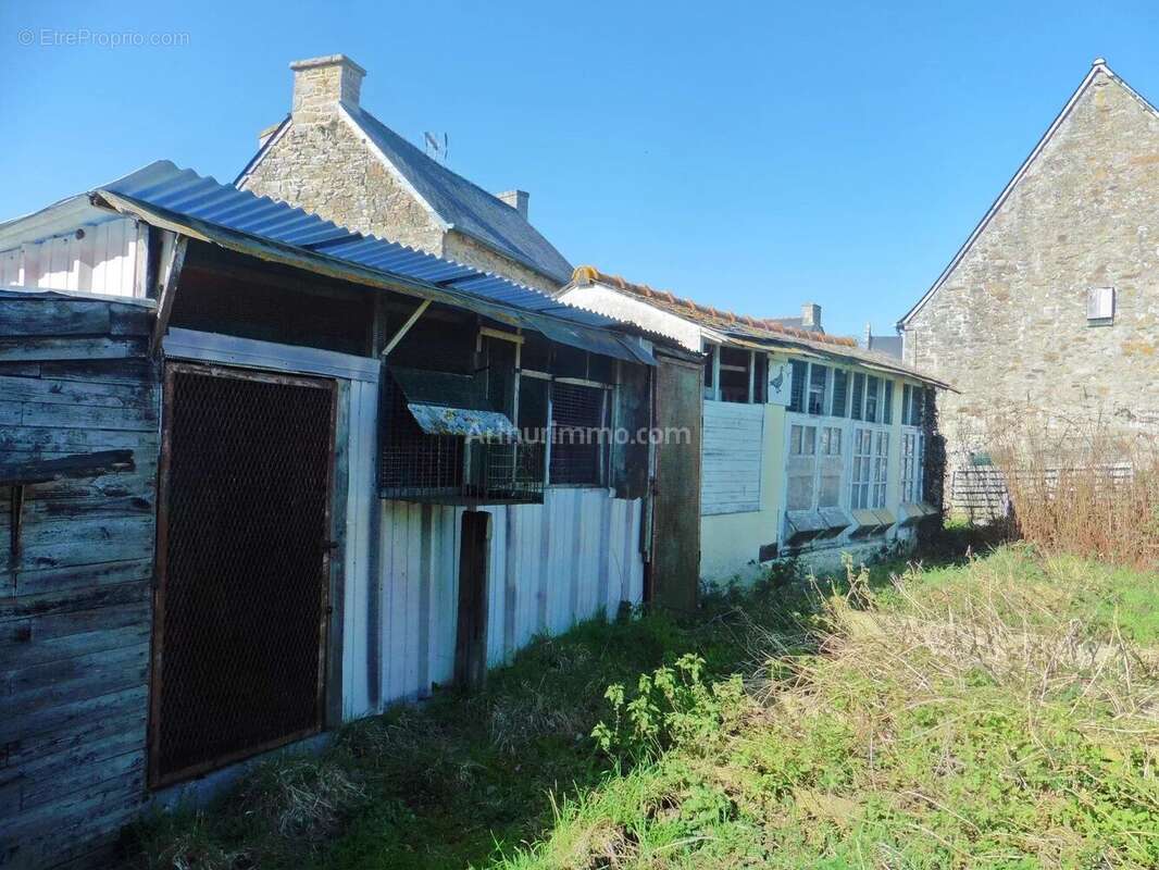 Maison à SAINT-CARNE