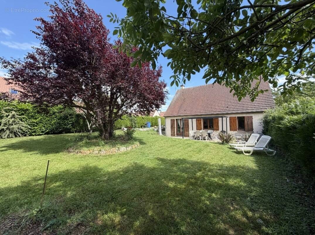 Maison à ABLIS