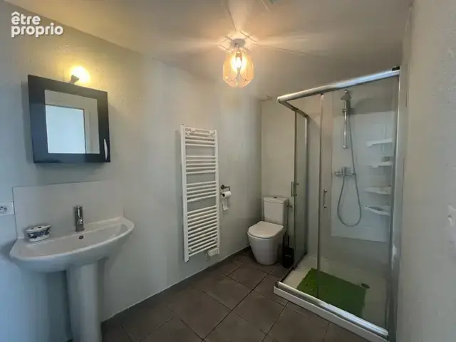 Agréable et spacieux appartement de type 2 avec balcon et parking. - photo 5