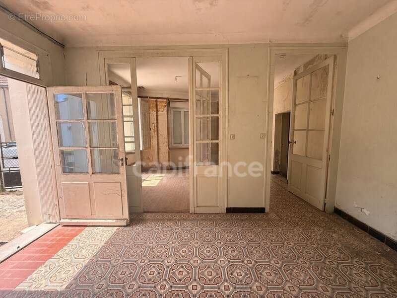 MAUZE SUR LE MIGNON - Maison 3 chambres Garage Cour privative - photo 5