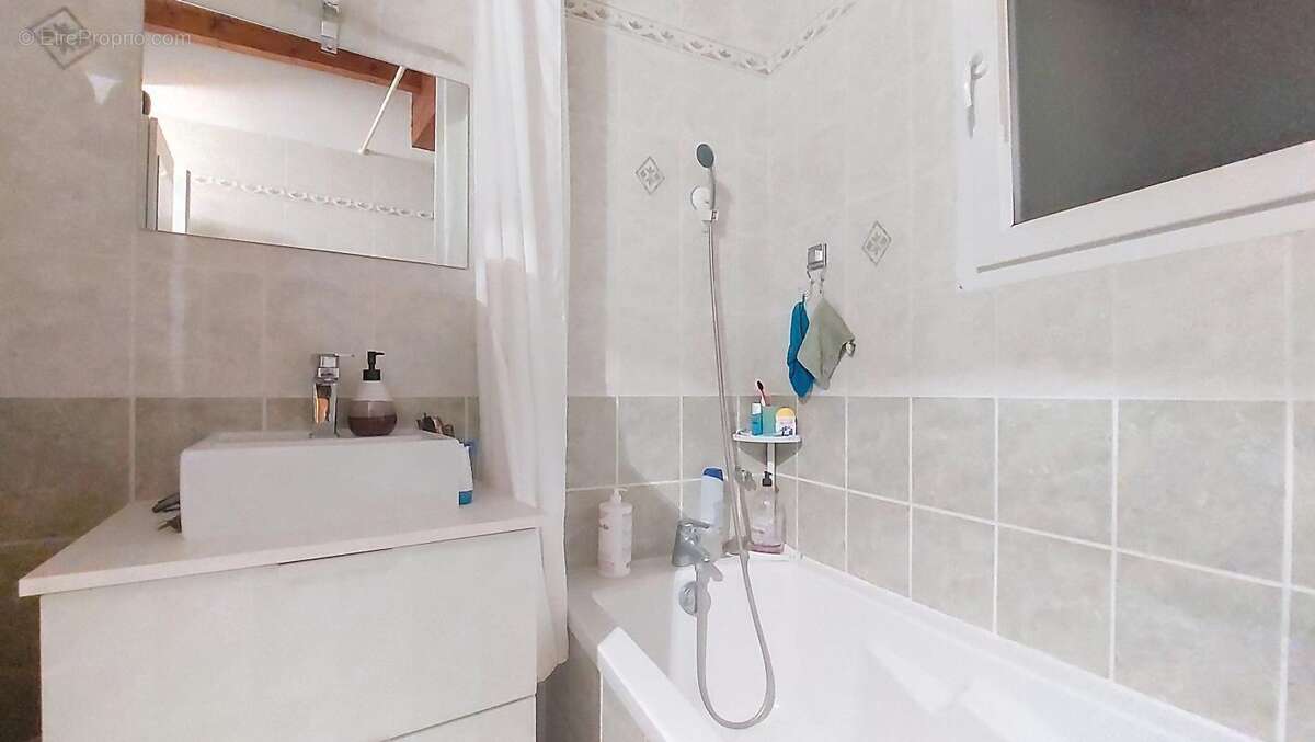 Appartement à HEYRIEUX