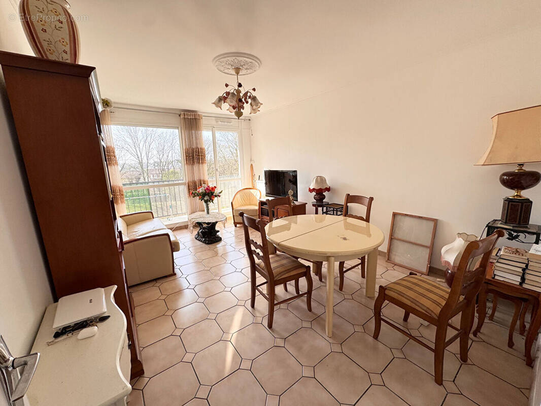 Appartement à VIRY-CHATILLON