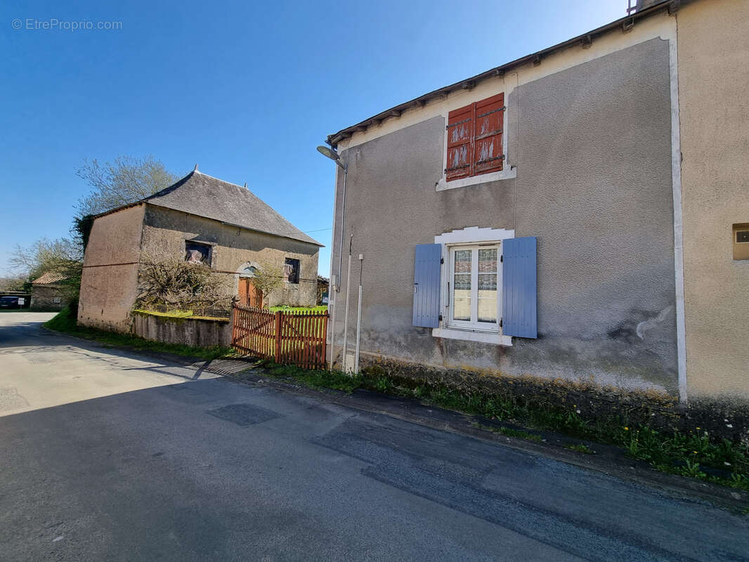 Maison à LES FORGES