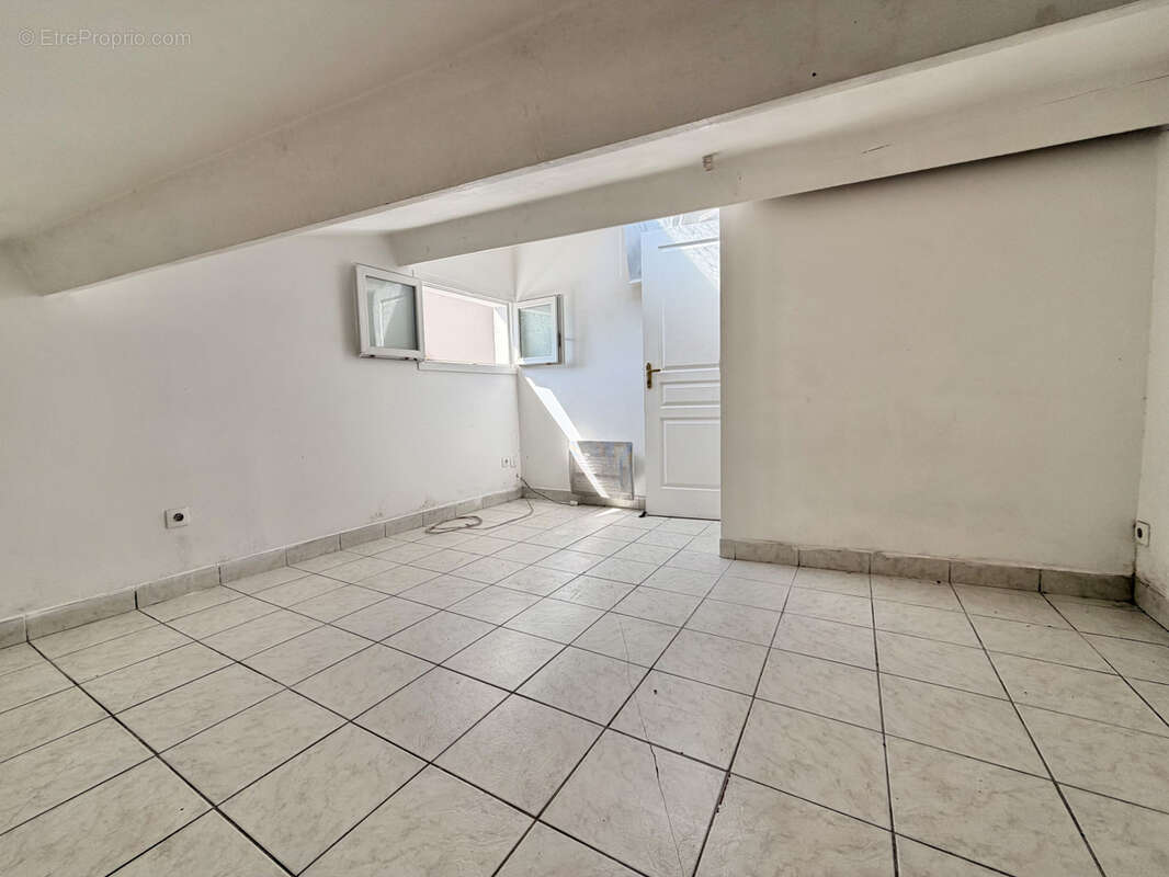 Appartement 26 m² à Gagny  - photo 7