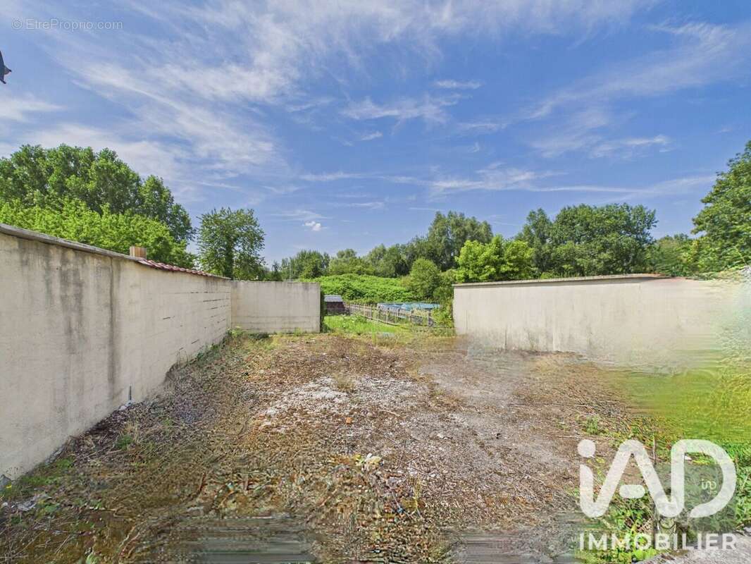 Terrain 318 m² à Valenciennes  - photo 4
