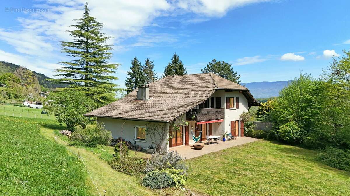 Maison à MONNETIER-MORNEX