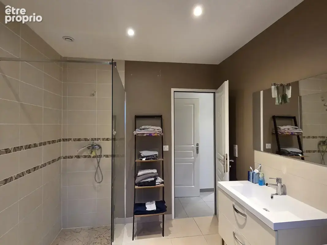 Maison T5 154 m2 - photo 4
