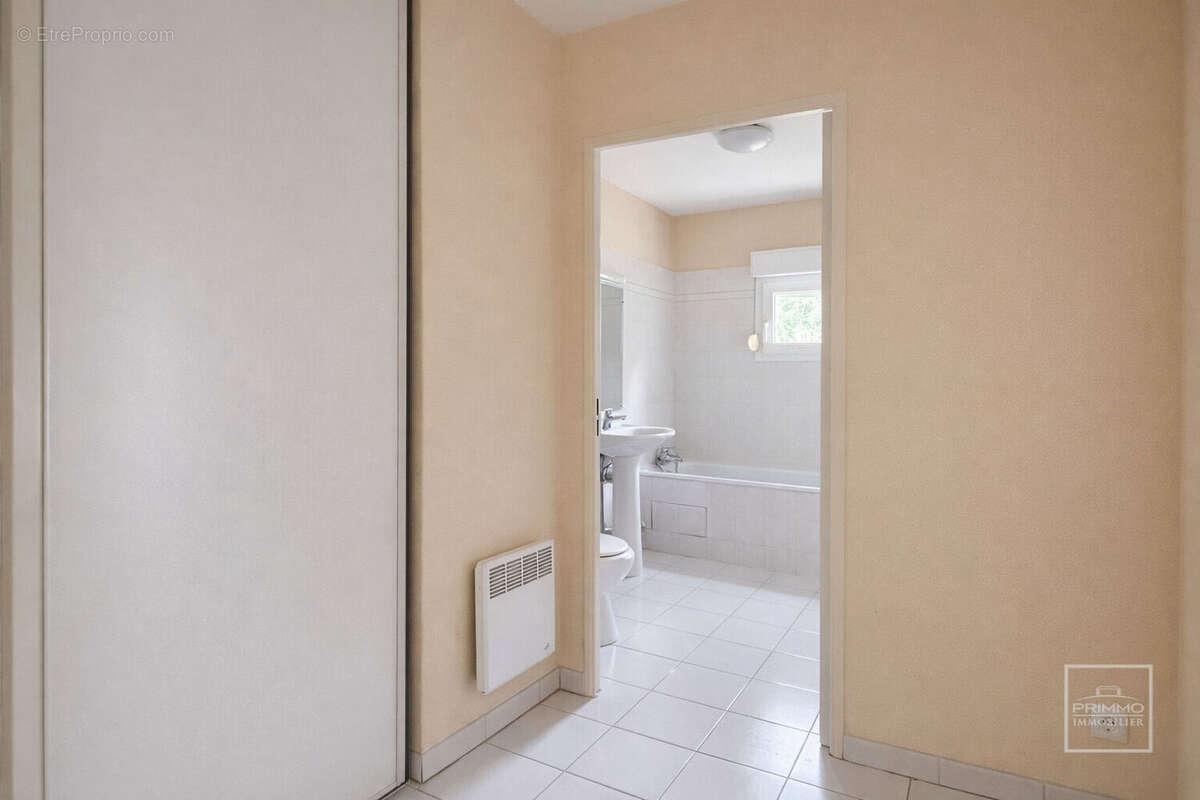 Appartement à LYON-9E