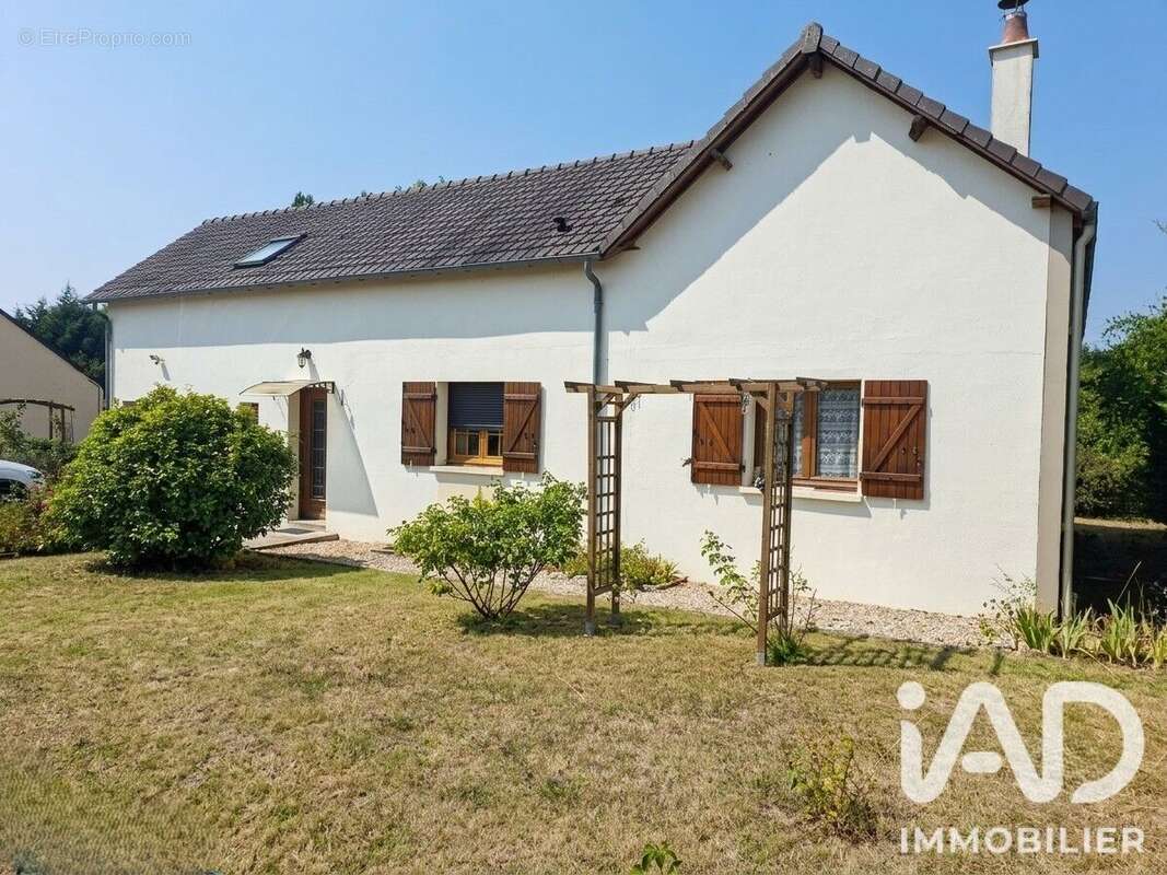 Maison 110 m² à Mazieres-De-Touraine  - photo 3
