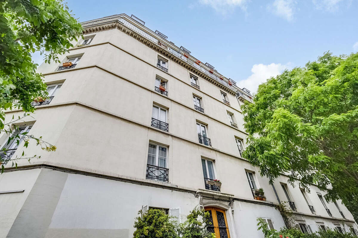 Appartement à PARIS-18E