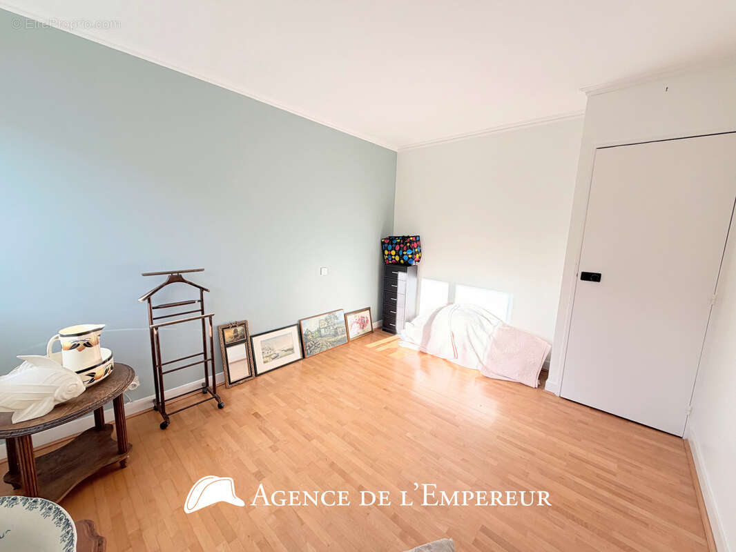 Appartement à RUEIL-MALMAISON