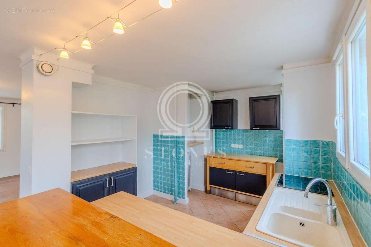 Appartement à LA CELLE-SAINT-CLOUD