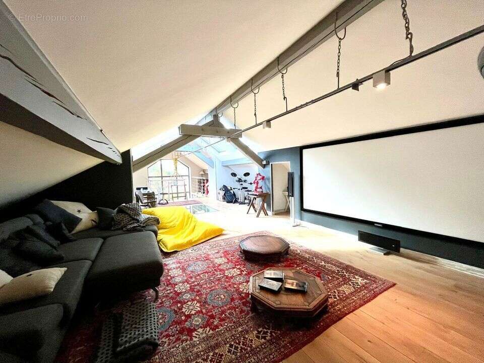 Maison à ARTHAZ-PONT-NOTRE-DAME