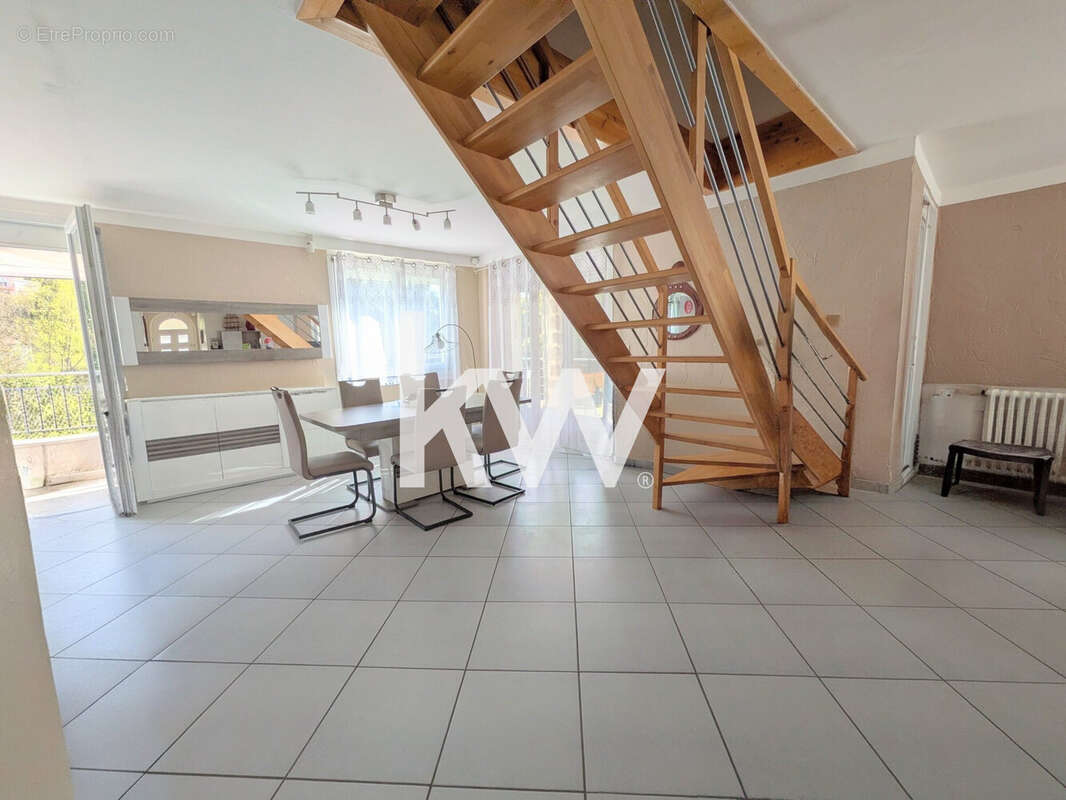 Maison 248 m² à La Fouillouse  - photo 5