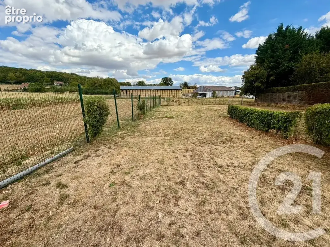 Terrain 599 m² à vendre à Saint-Mard (77230) - photo 2