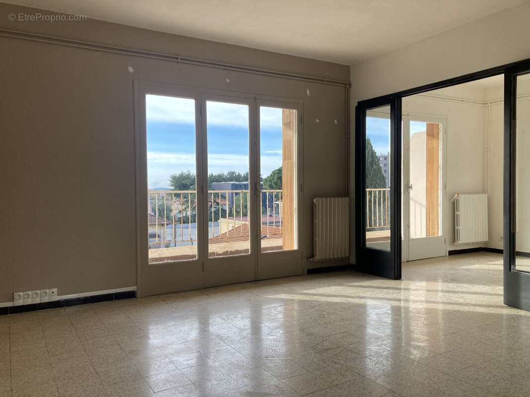 Appartement à HYERES