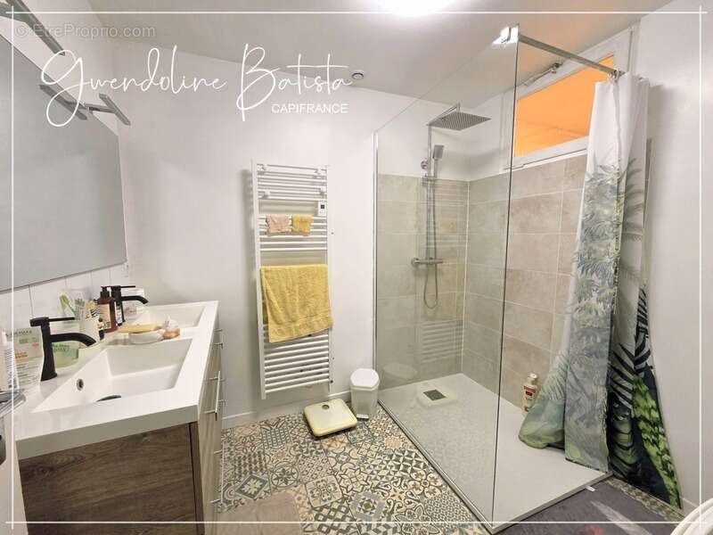 Maison de village en pierre 93m² (150m² surface utile) - 2 chambres - Terrasse 16m² - photo 8