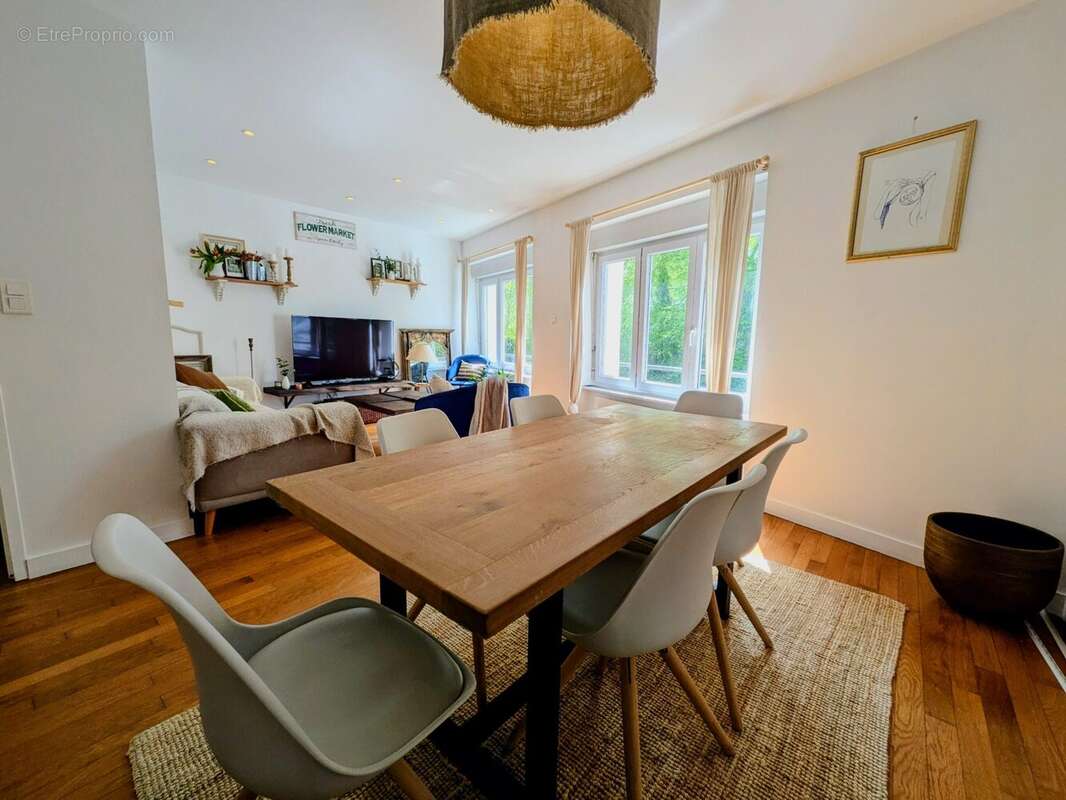 Appartement 72 m² à Quimper  - photo 3