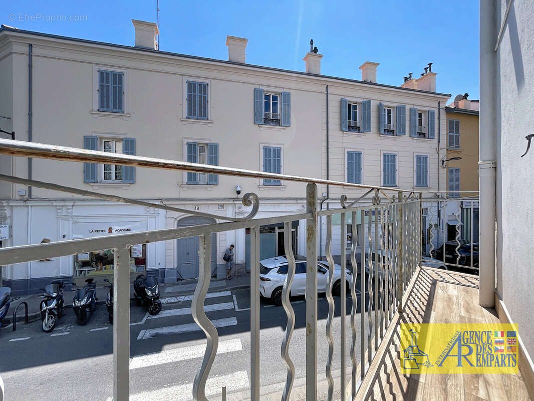 Vieil Antibes   Charmant studio de 19,32 m2 avec balcon - photo 9