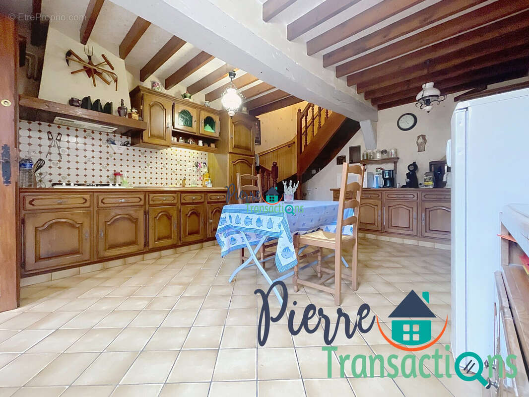 Maison à VILLEQUIER