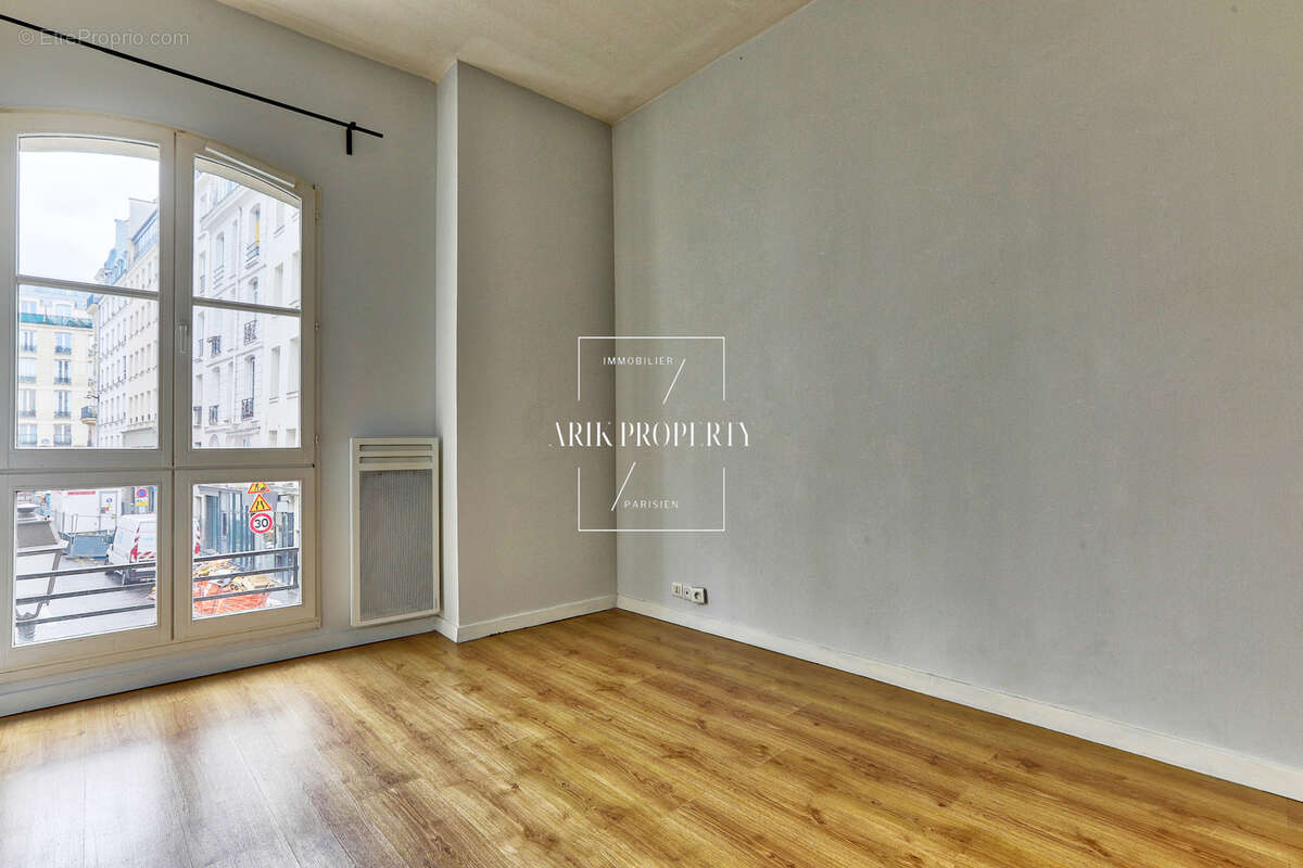Appartement à PARIS-2E