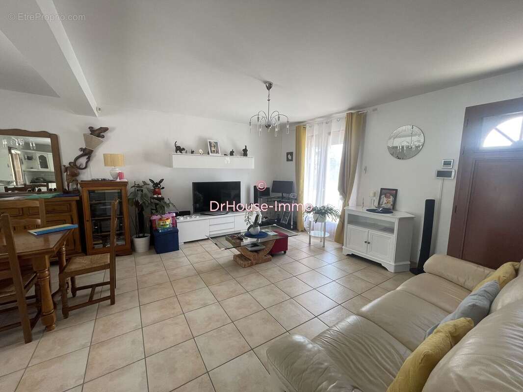Maison 100 m² à Ormoy  - photo 5