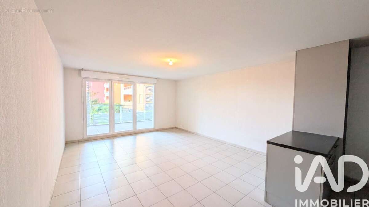 Photo 2 - Appartement à NIMES