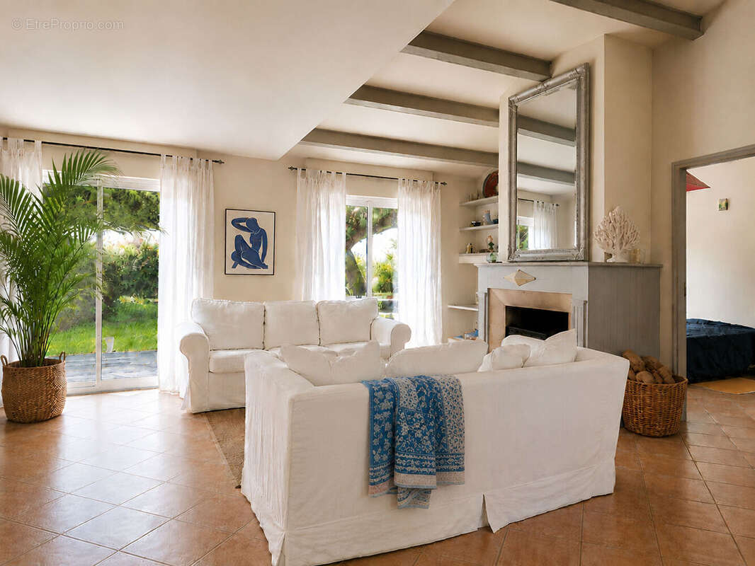 Maison Sainte Marie De Re 10 pièce(s) 181 m2 - photo 4