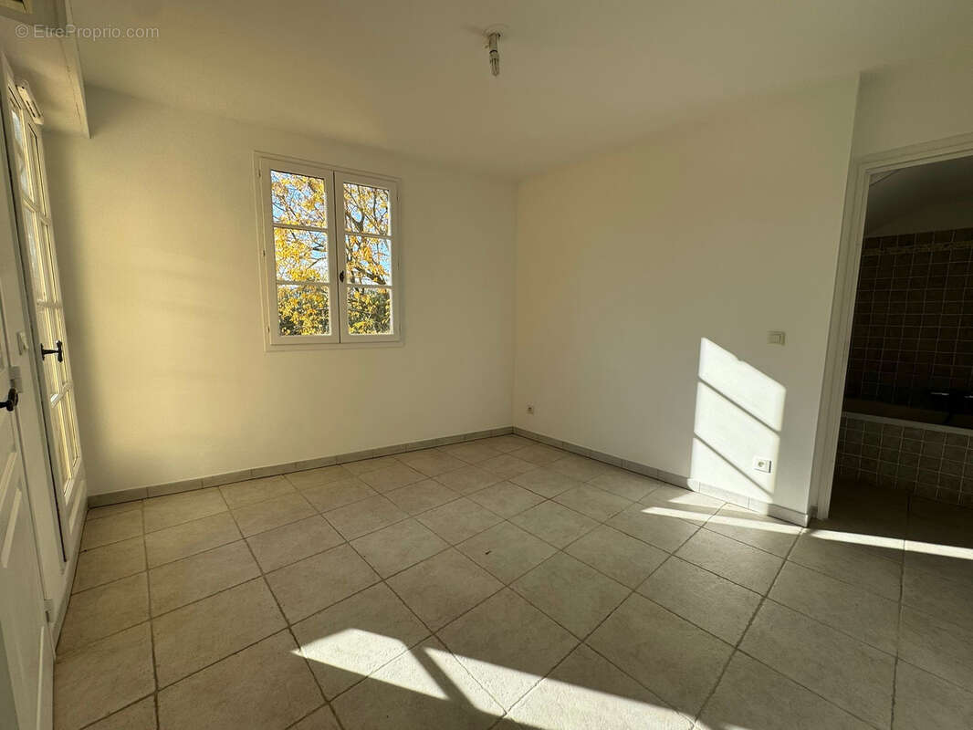 Appartement à GRIMAUD