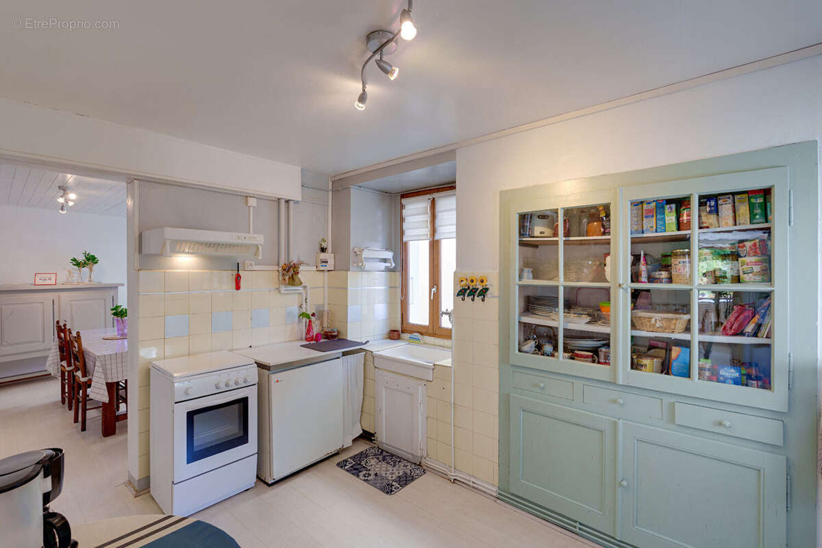 Maison Lugrin 6 pièces 99.75 m² avec jardin dans un secteur très calme. - photo 7