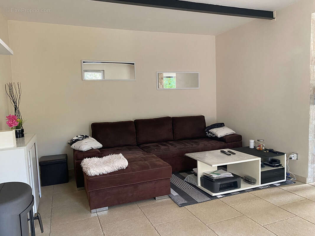 Maison à PESSAC-SUR-DORDOGNE