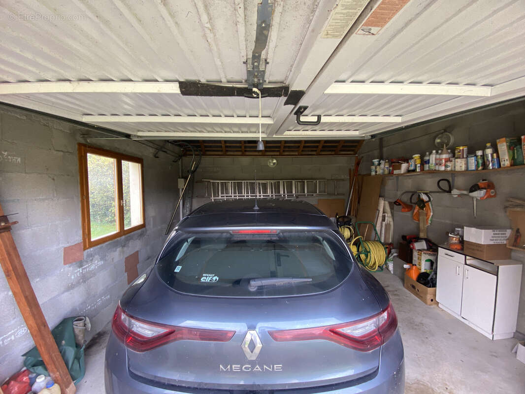 Maison à SAINT-MARTIN-DU-PUY