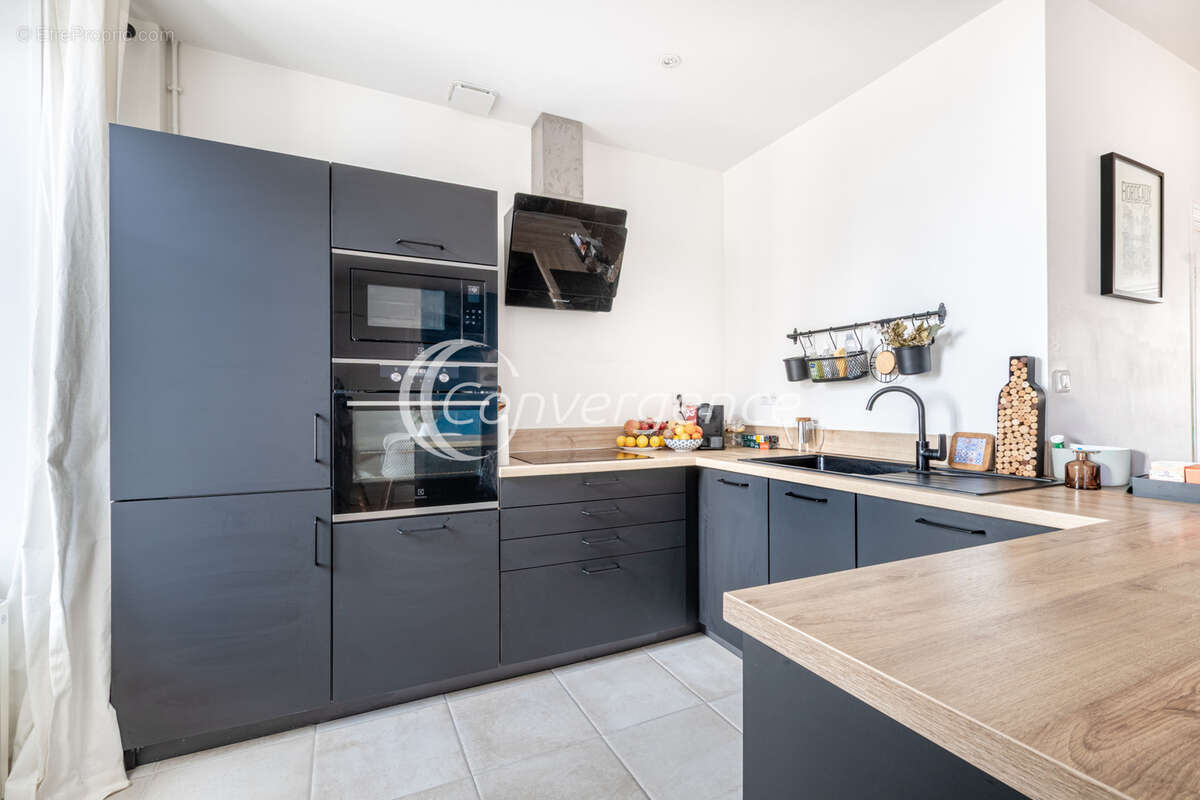 Appartement T4- duplex- hyper centre - photo 3