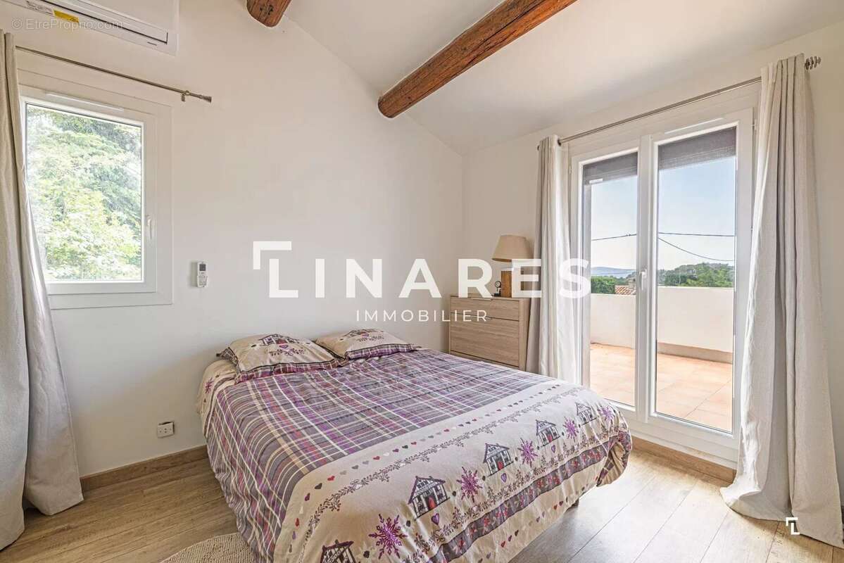 Maison à ROQUEVAIRE