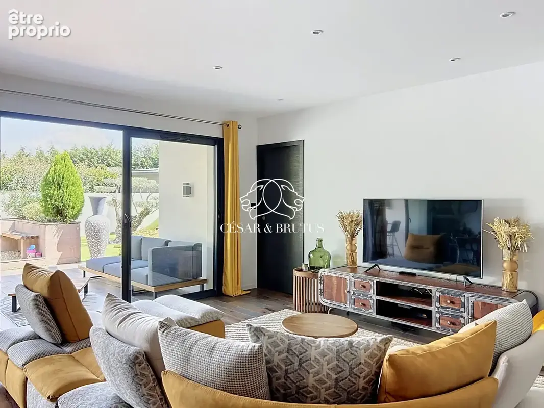 Maison 5 pièces 117 m² à vendre à Riorges (42153) - photo 3