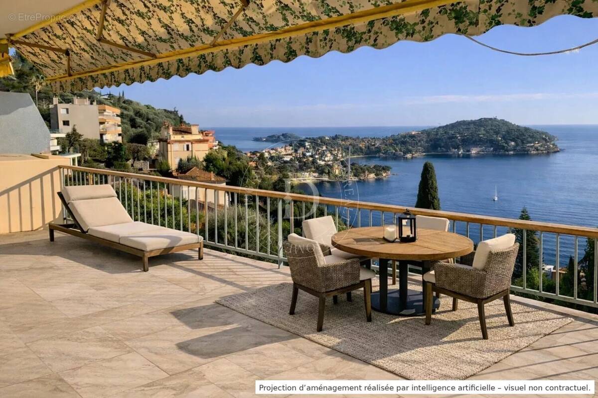 Appartement à VILLEFRANCHE-SUR-MER