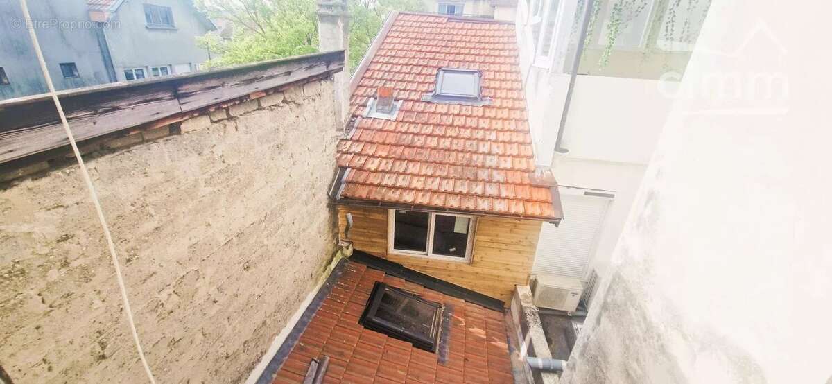 Appartement à LA TOUR-DU-PIN