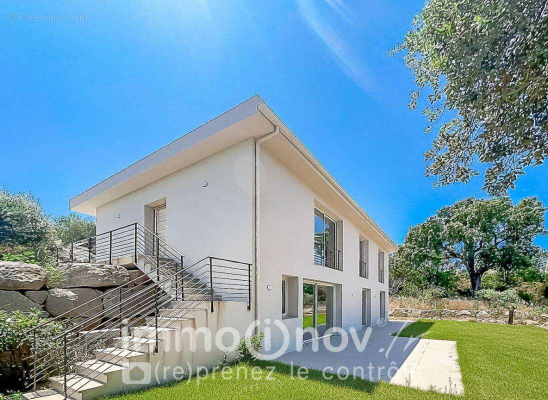 Maison à PORTO-VECCHIO