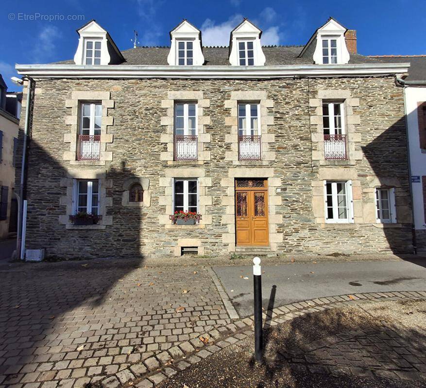 Maison à PLOERMEL