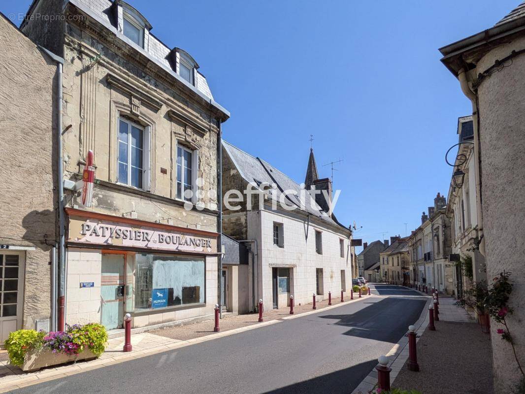 Appartement à CINQ-MARS-LA-PILE