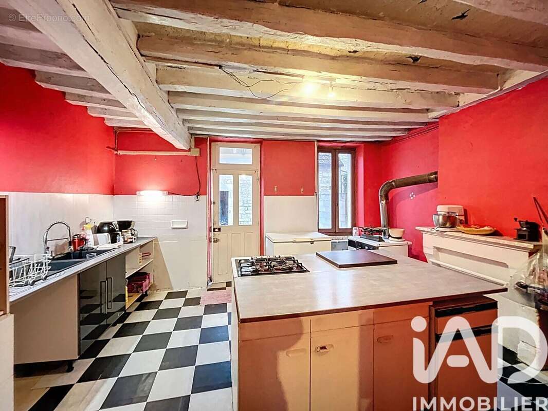 Maison 138 m² à Courson-Les-Carrieres  - photo 4