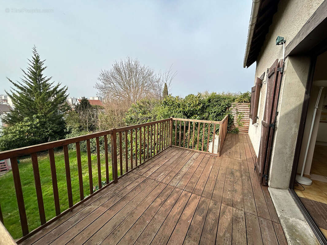 Maison à L'HAY-LES-ROSES