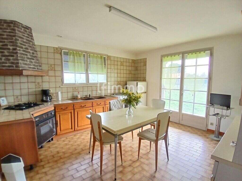 Maison à SAINT-LOUBES